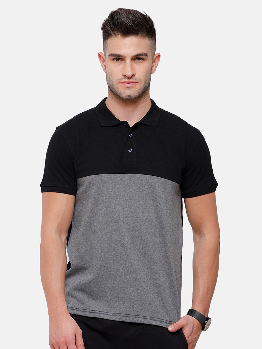 

MADSTO Men Black & Grey Colourblocked Polo Collar Slim Fit Cotton T-shirt