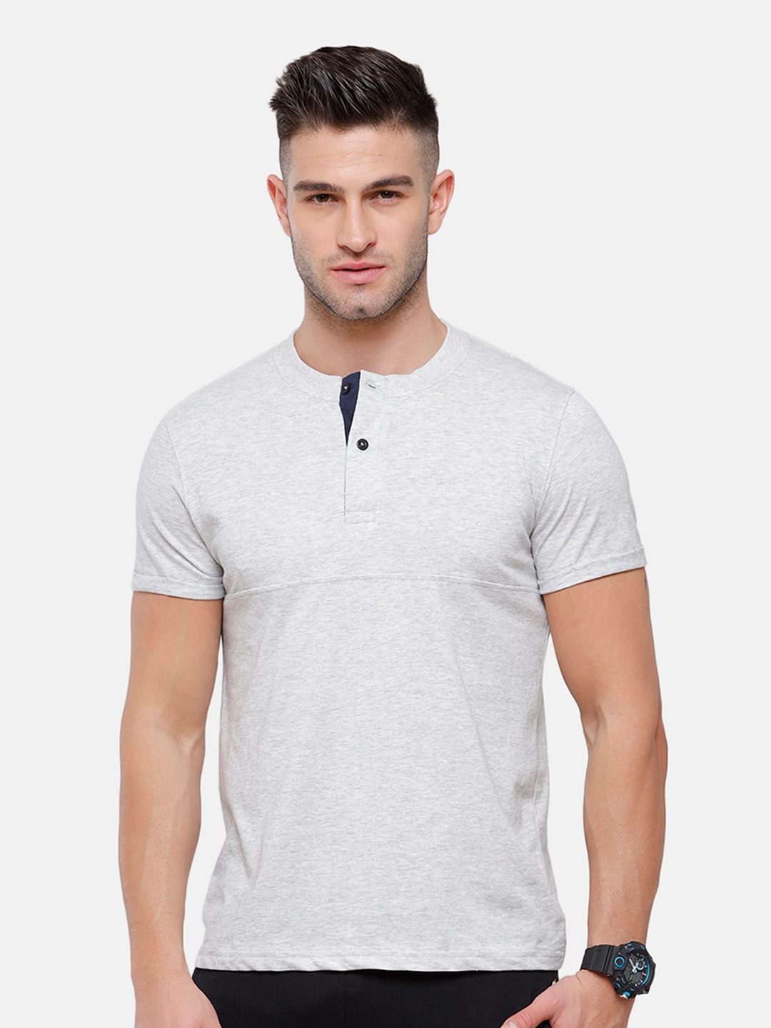 

MADSTO Men White Henley Neck Cotton Slim Fit T-shirt