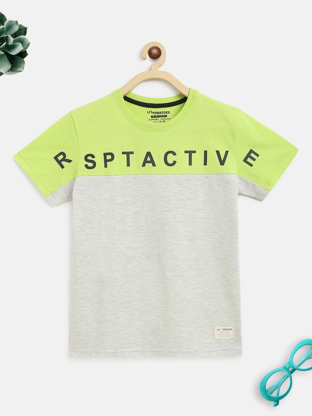 

Lil Tomatoes Boys Grey & Green Colourblocked Pure Cotton T-shirt