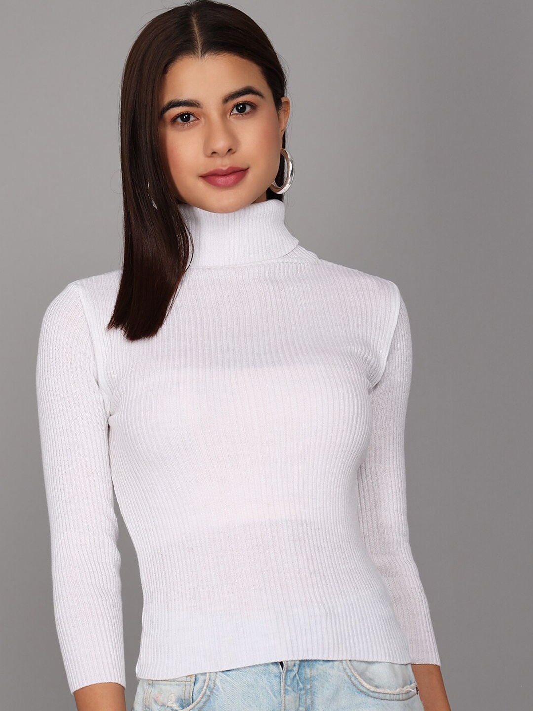 

Darzi Women White Woolen Pullover