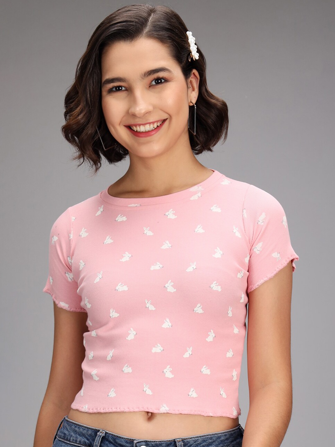 

Darzi Pink & White Printed Crop Top
