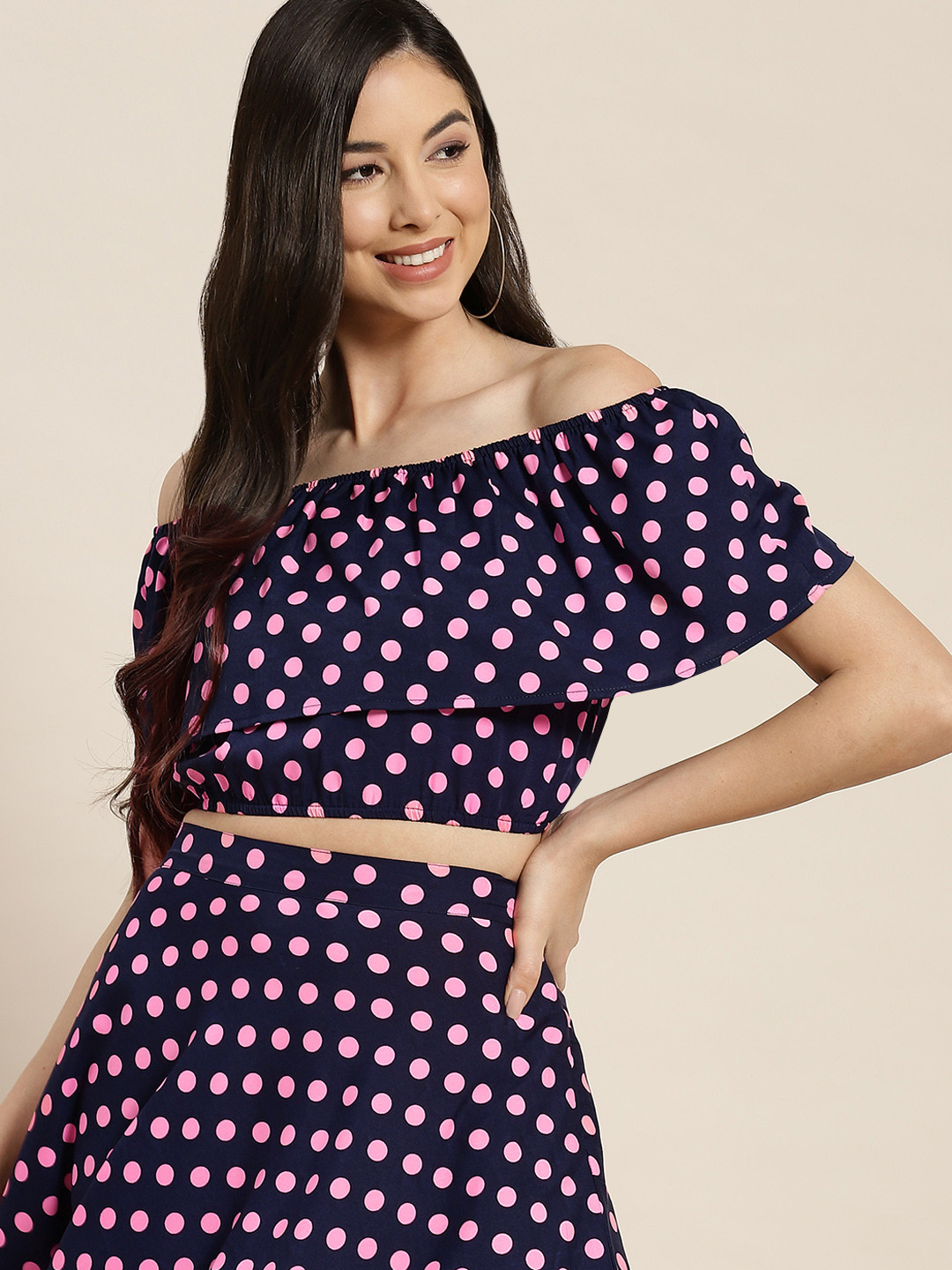 

Qurvii Women Navy Blue & Pink Print Off-Shoulder Crop Top