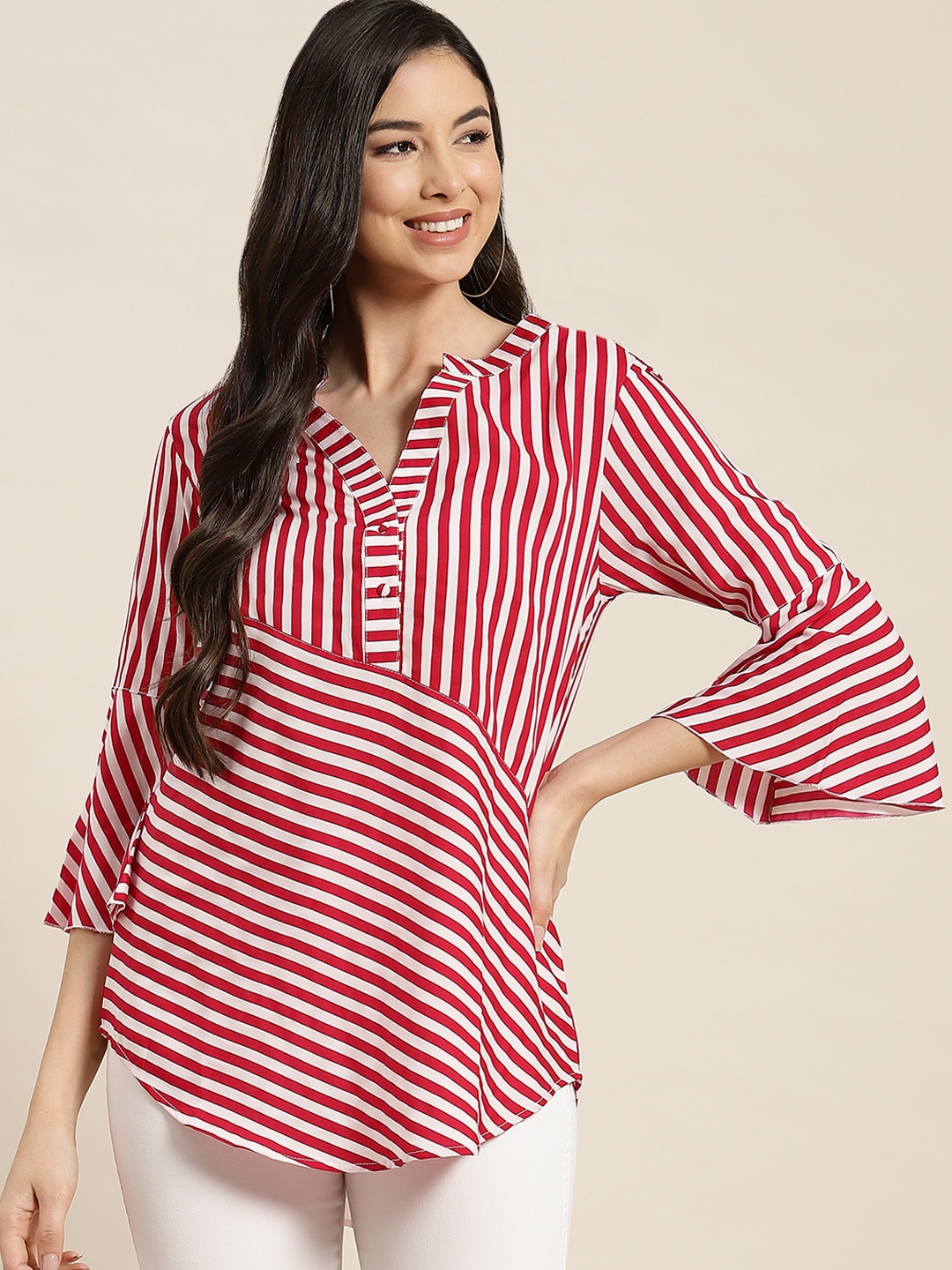 

Qurvii Women Pink & White Striped Top