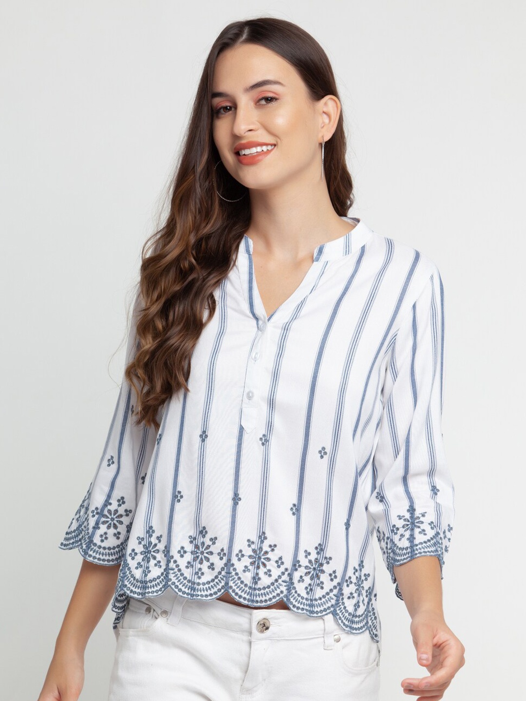 

Zink London White Striped Mandarin Collar Shirt Style Top