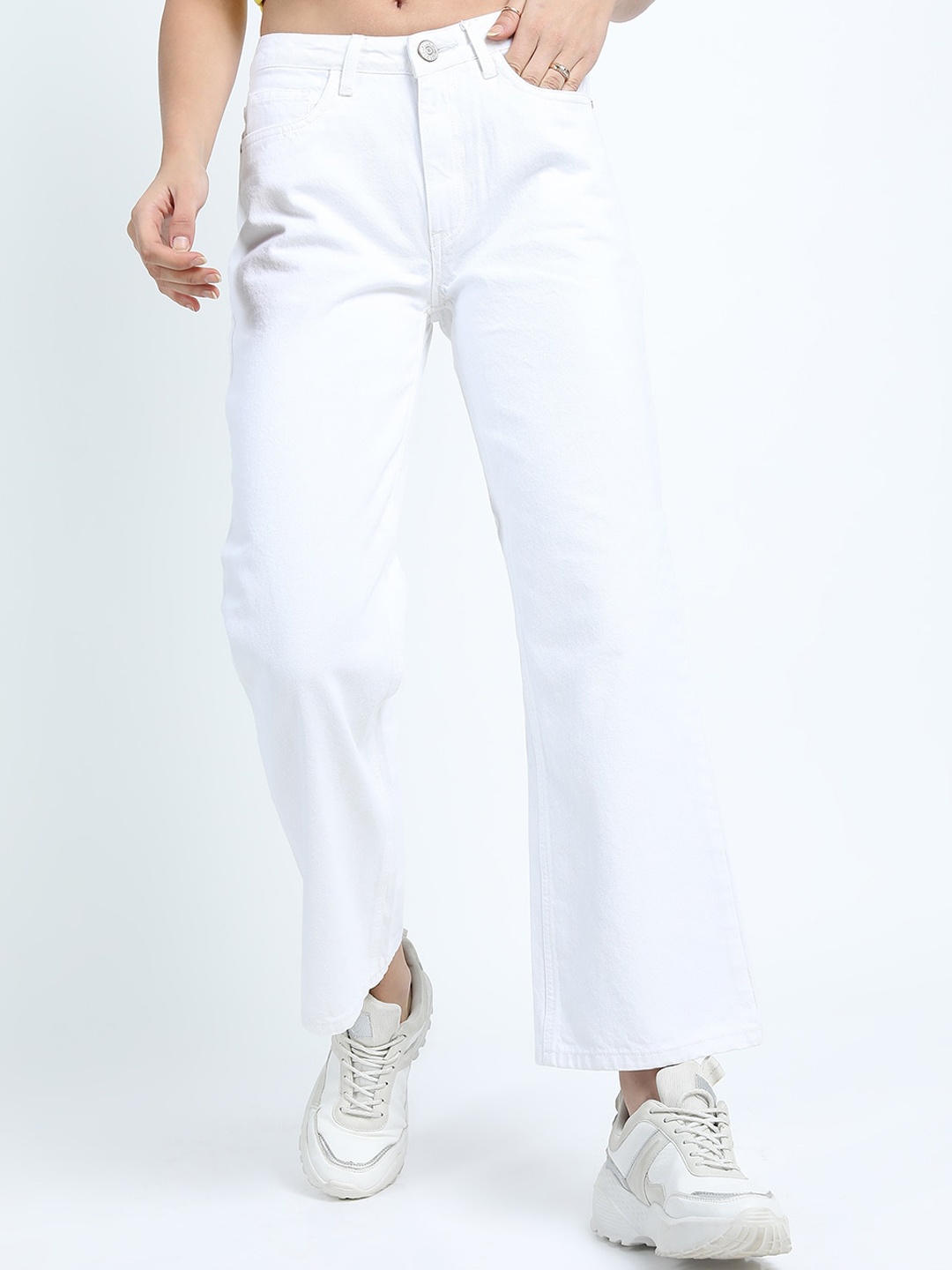 

Tokyo Talkies Women White Flared Stretchable Jeans