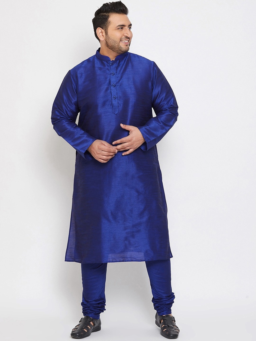 

SG LEMAN Plus Men Blue Layered Raw Silk Kurta with Pyjamas