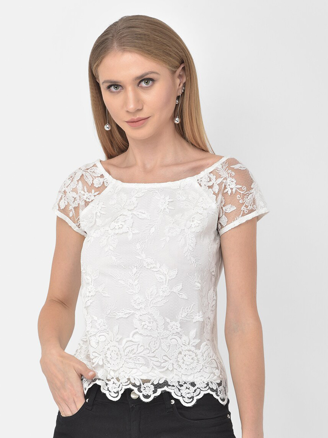 

Latin Quarters White Floral Embroidered Top