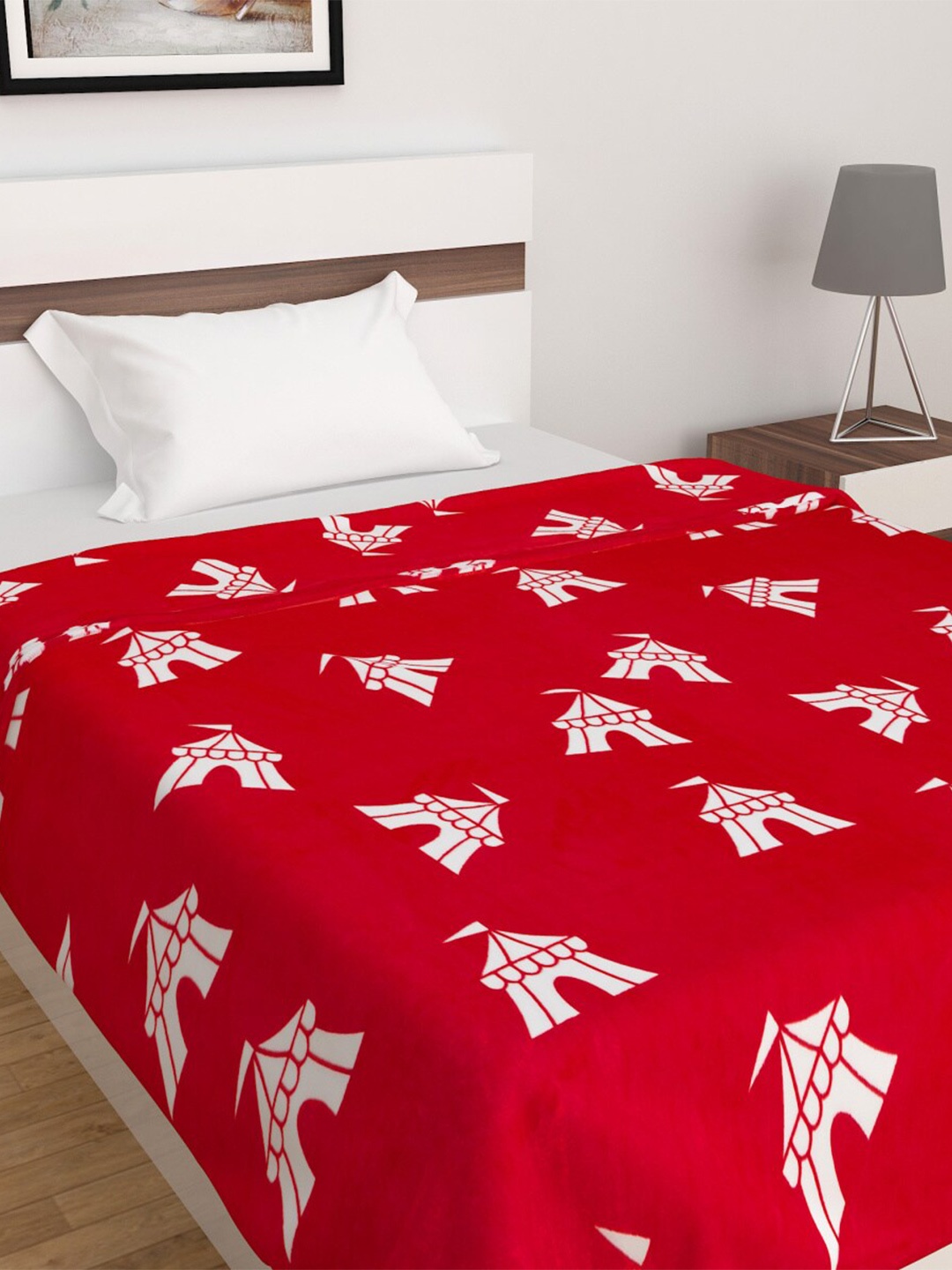 

Home Centre Red 150 GSM Soft Single Bed Blanket