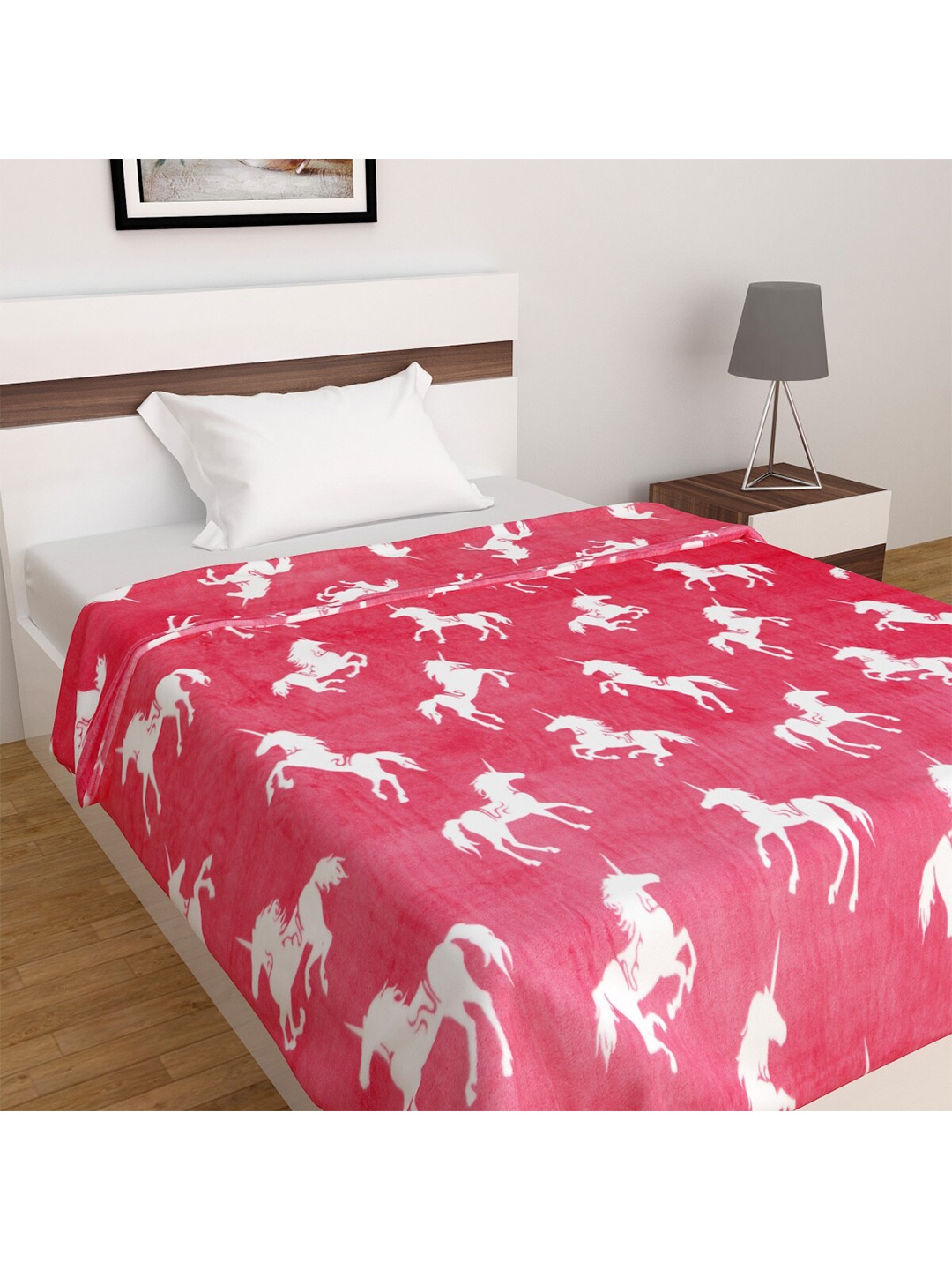 

Home Centre Pink & White Summer 150 GSM Single Bed Blanket