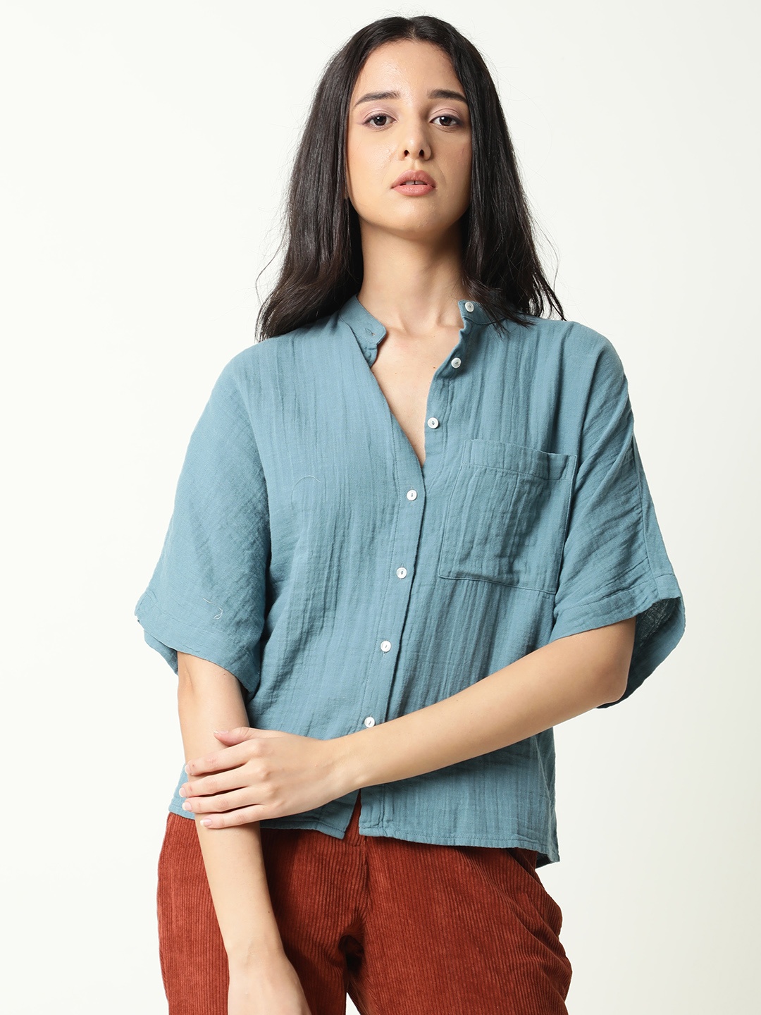 

RAREISM Green Mandarin Collar Extended Sleeves Shirt Style Top