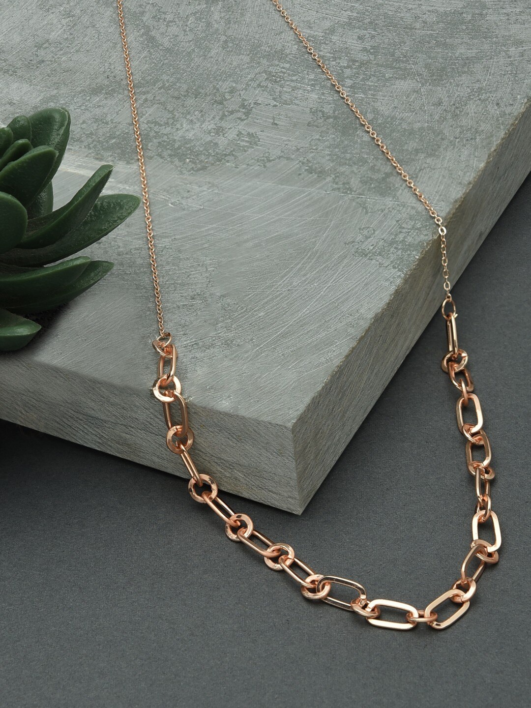 

AMI Rose Gold-Plated Contemporary Linked Chain