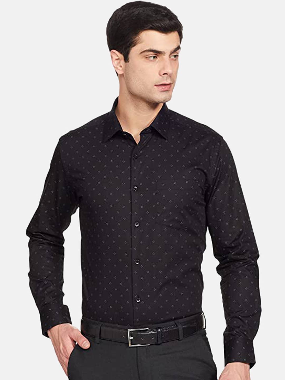 

IVOC Men Black Geometric Printed Formal Shirt