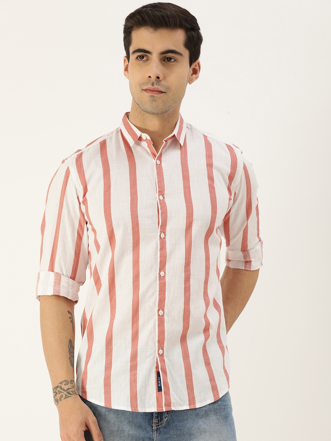 

Bene Kleed Men White & Peach-Coloured Slim Fit Striped Cotton Casual Shirt