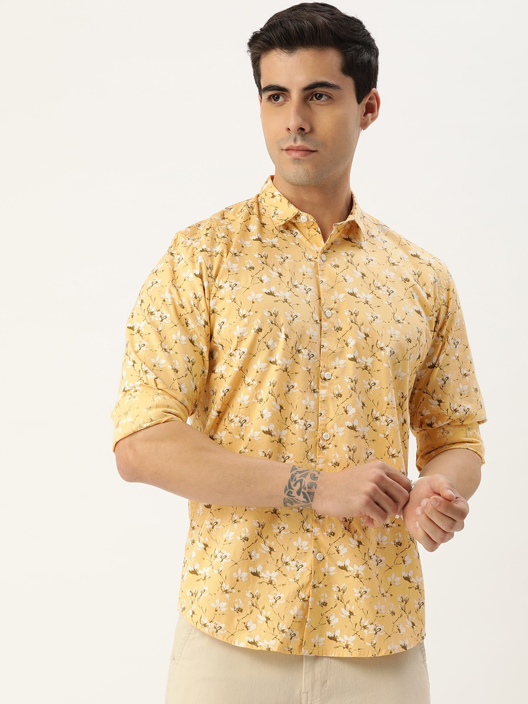 

Bene Kleed Men Yellow & Olive Green Slim Fit Floral Printed Cotton Casual Shirt
