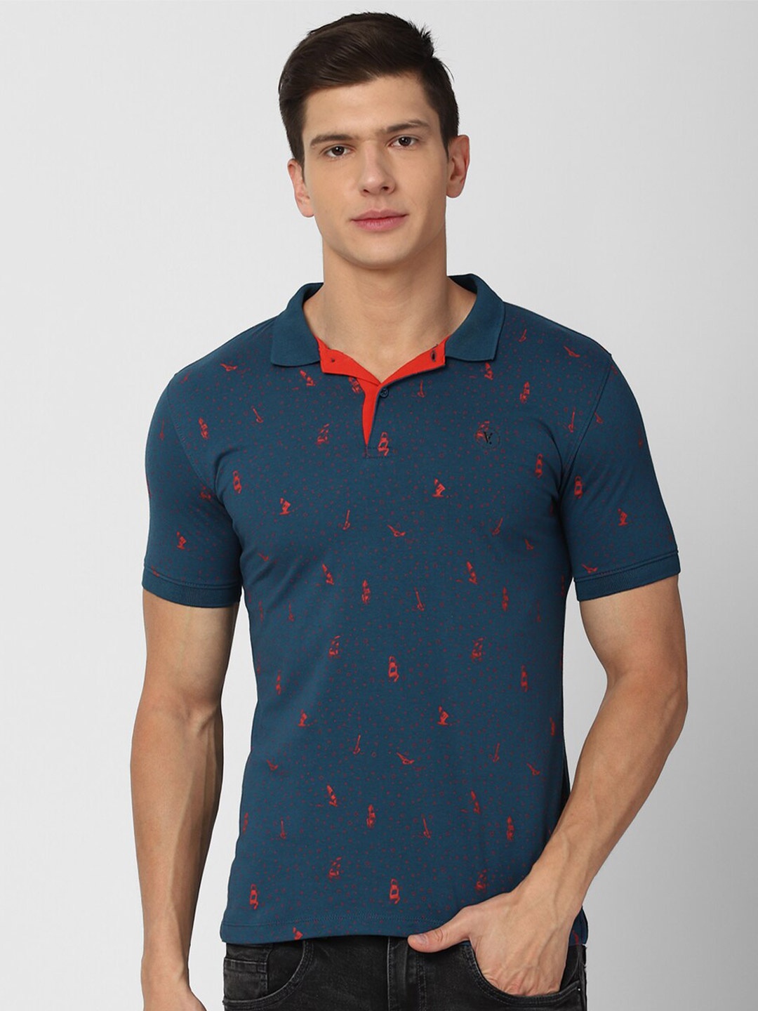 

V Dot Men Blue & Red Printed Polo Collar Slim Fit T-shirt