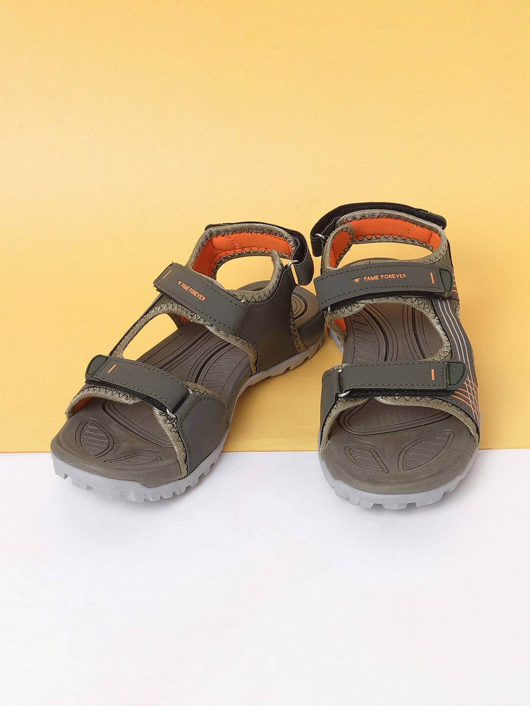 

Fame Forever by Lifestyle Boys Olive Green Solid Sports Sandals