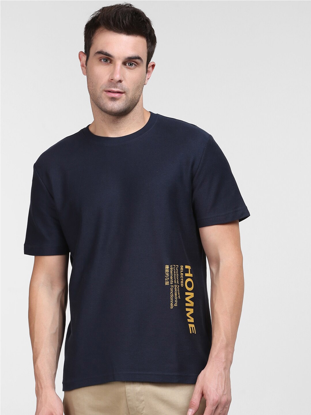 

SELECTED Men Navy Blue Brand Logo Printed Organic Cotton Relaxed Fit T-shirt