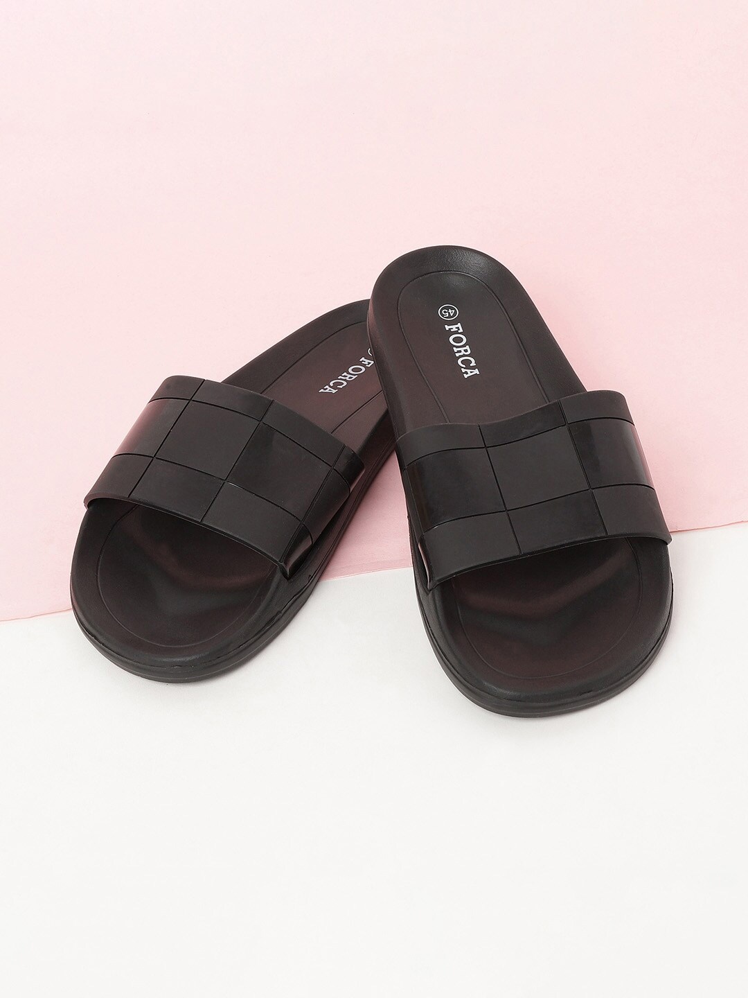 

Forca by Lifestyle Men Black Thong Flip-Flops