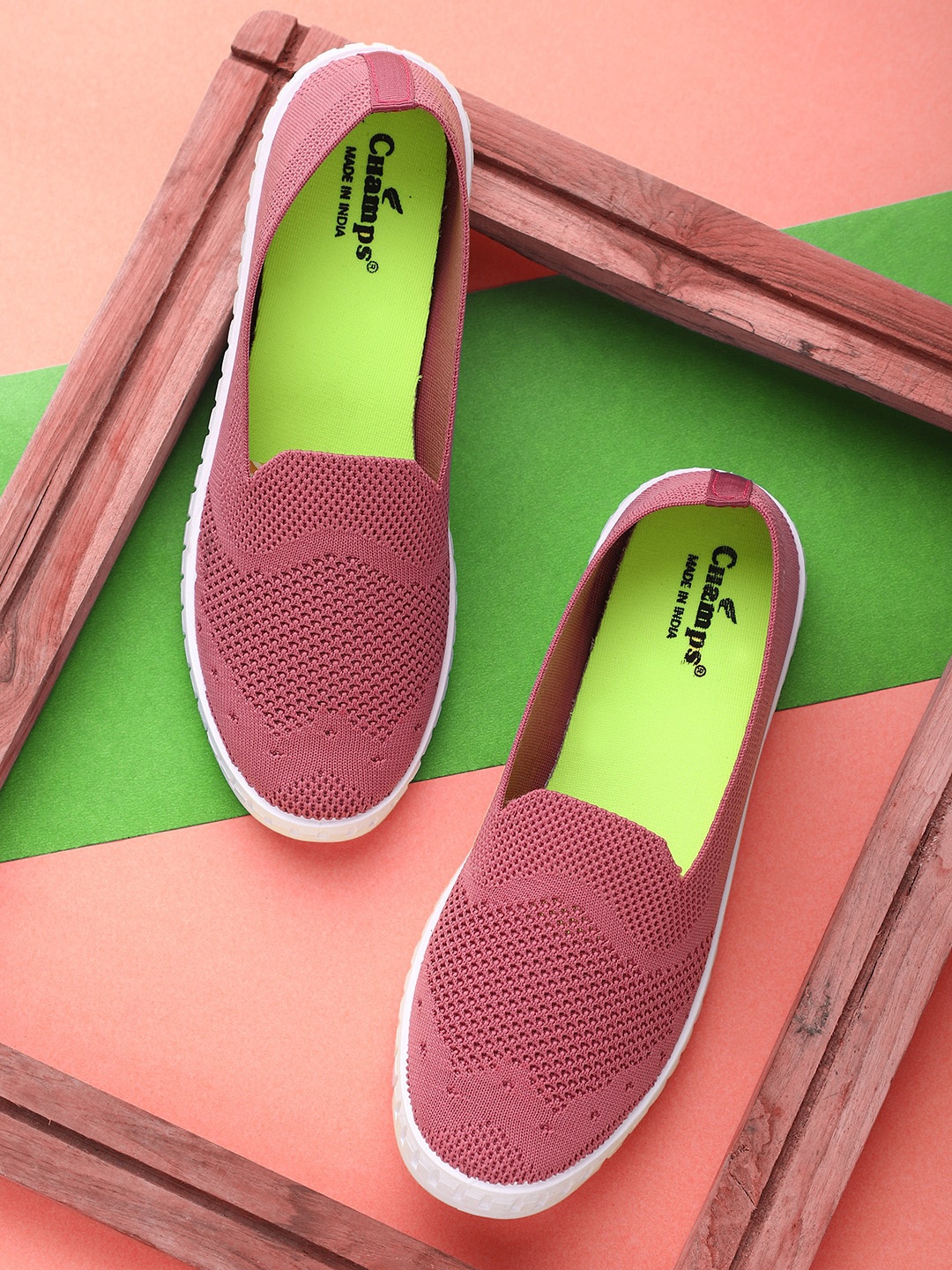 

Champs Women Pink Woven Design Slip-On Sneakers