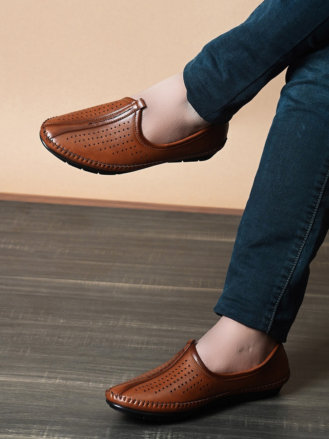 

Fentacia Men Brown Mojaris