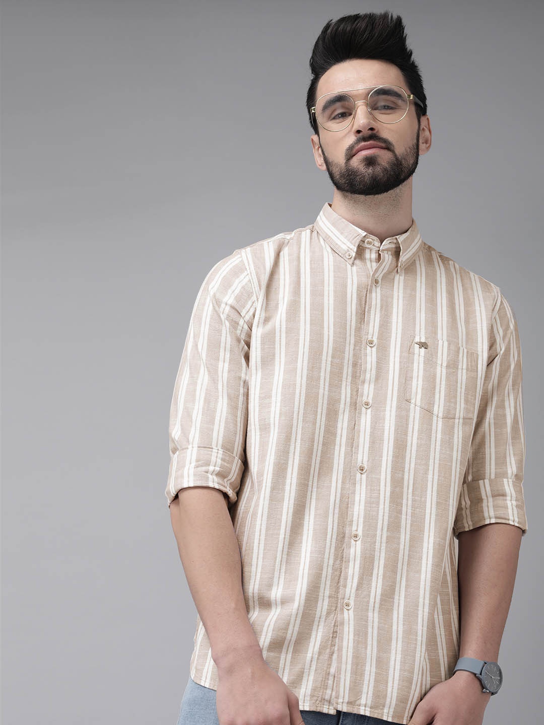 

THE BEAR HOUSE Men Beige & White Pure Cotton Slim Fit Striped Casual Shirt