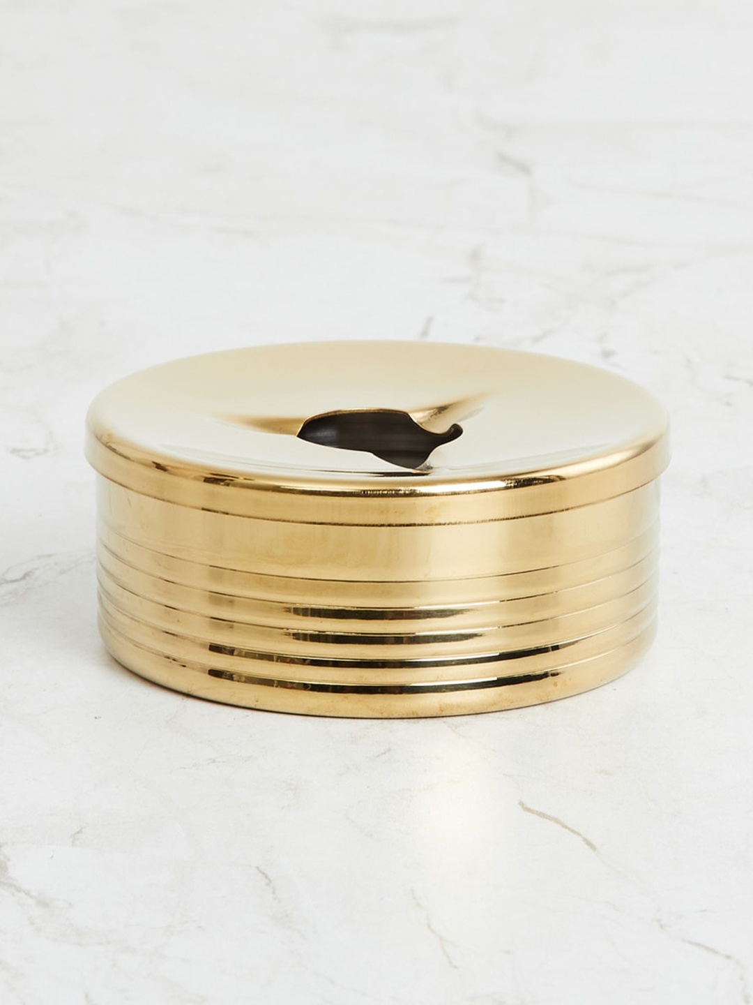 

Home Centre Wexford Pramie Gold-Toned Stainless Steel Ribbed Ash Tray