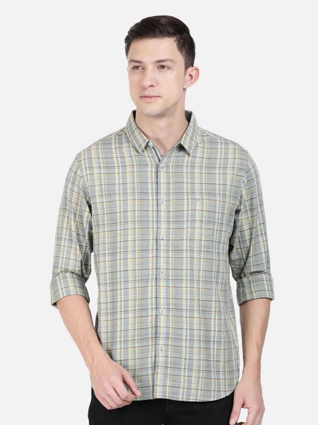 

Crocodile Men Green Classic Slim Fit Checked Casual Shirt