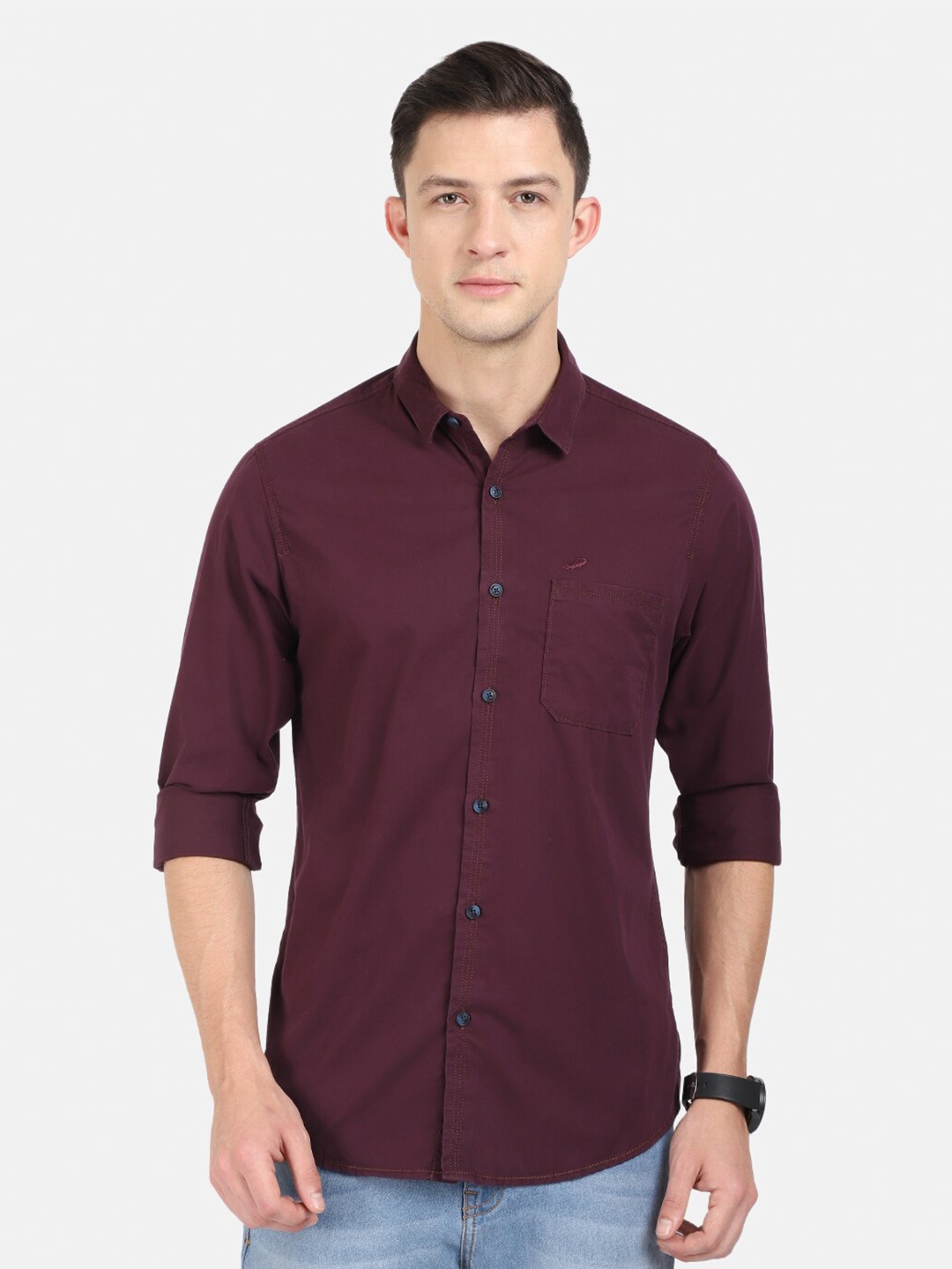 

Crocodile Men Burgundy Classic Slim Fit Cotton Casual Shirt