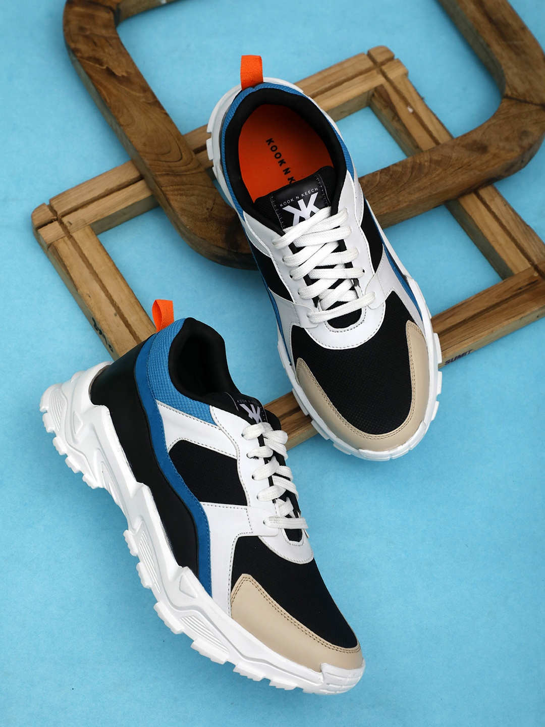

Kook N Keech Men Black & Blue Woven Design Sneakers