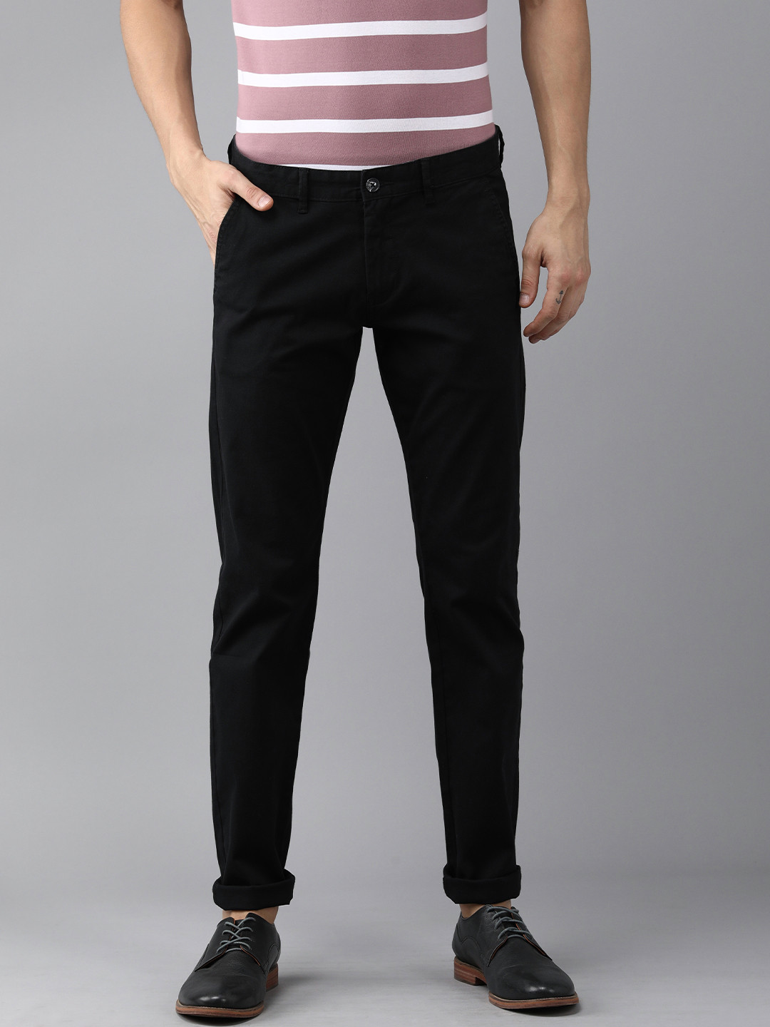 

Van Heusen Sport Men Black Tapered Fit Regular Trousers