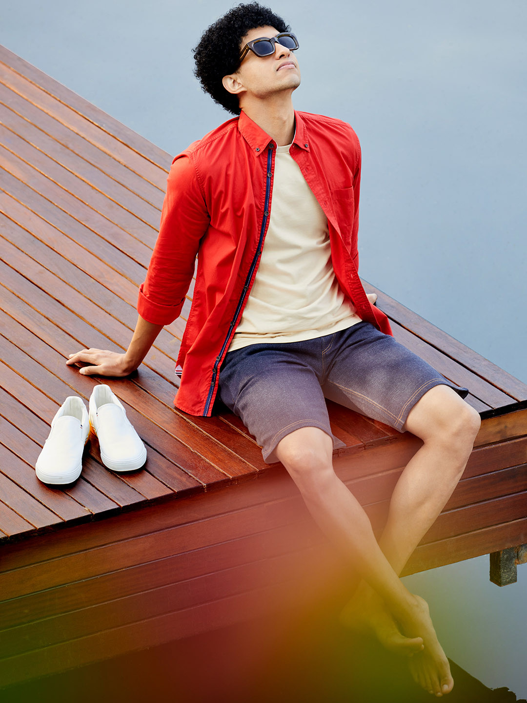

Van Heusen Sport Men Red Slim Fit Casual Shirt
