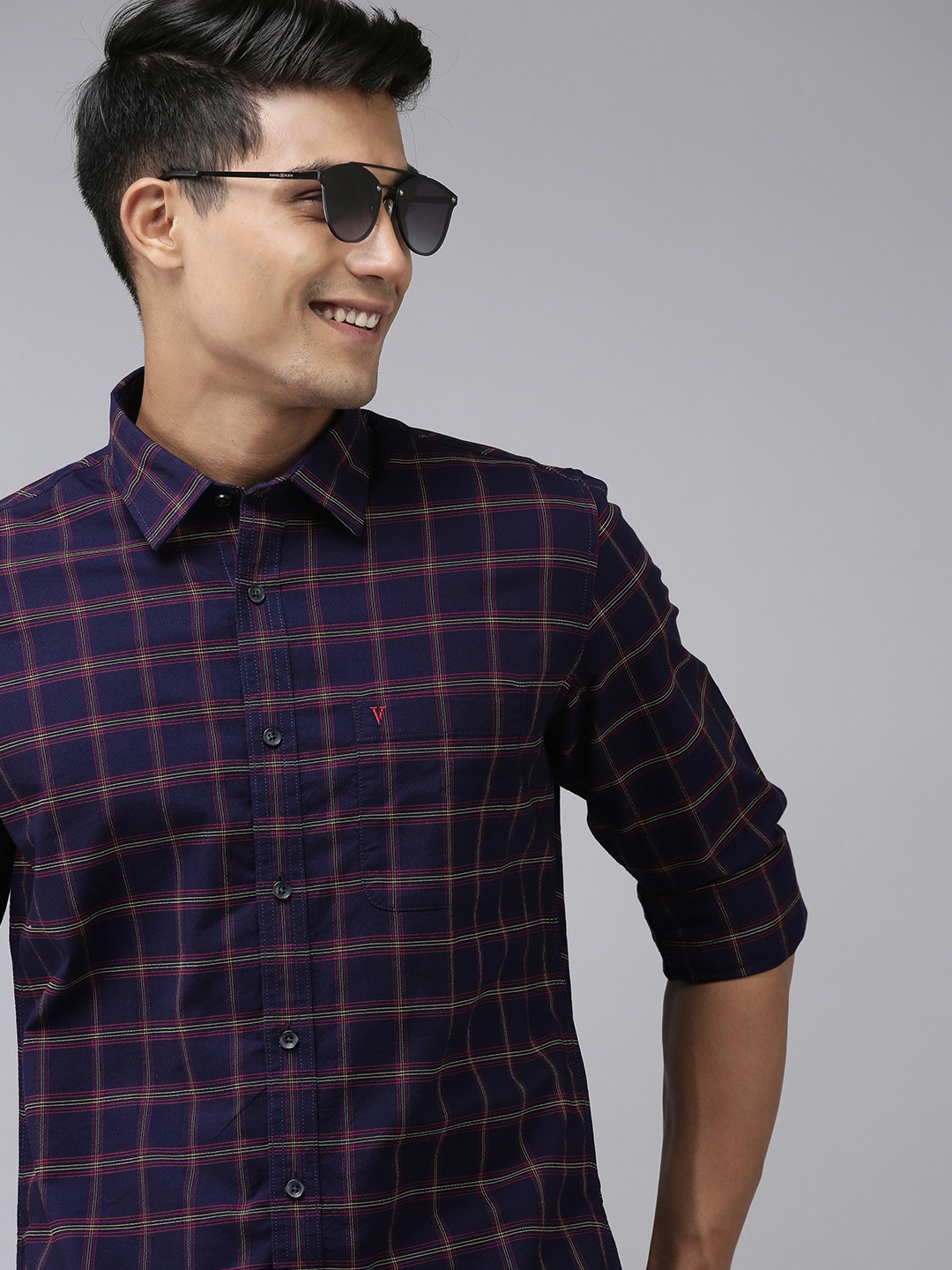 

Van Heusen Sport Men Blue & Yellow Slim Fit Checked Pure Cotton Casual Shirt