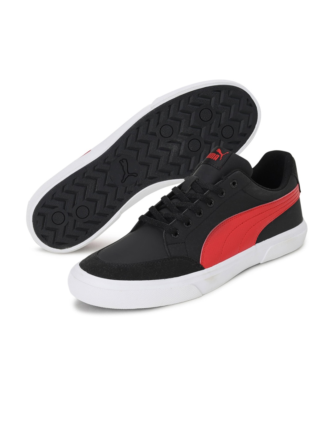 

Puma Men Black & Red Colourblocked Acrux V1 Sneakers