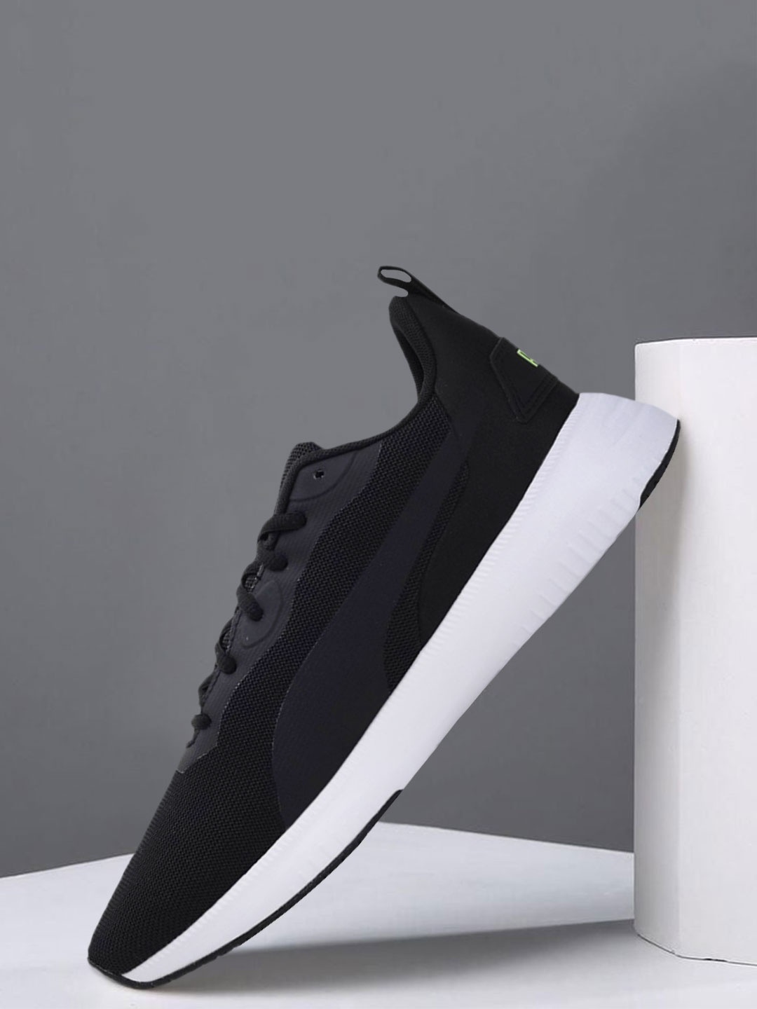 

Puma Unisex Black Flyer Flex Running Shoes