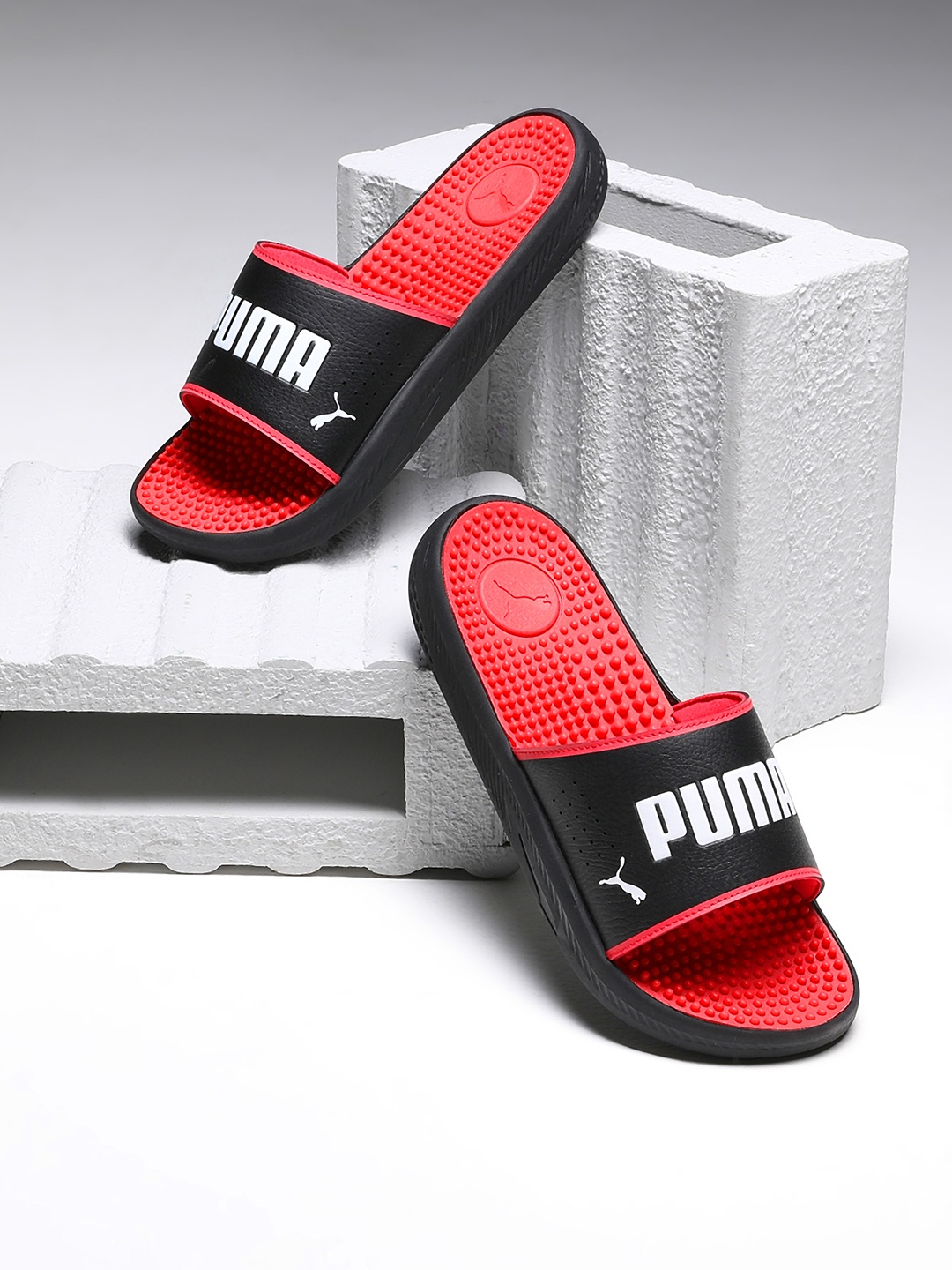 

Puma Men Black & Red Softride Slide Massage Sliders