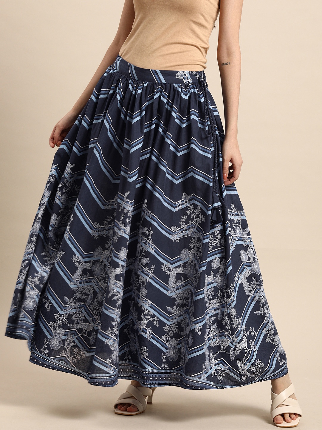 

Anouk Women Blue & White Printed Flared Pure Cotton Maxi Skirt