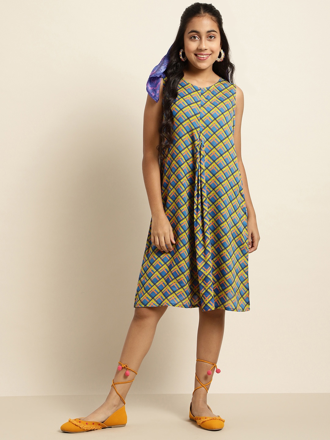 

Sangria Green & Blue Checked A-Line Dress