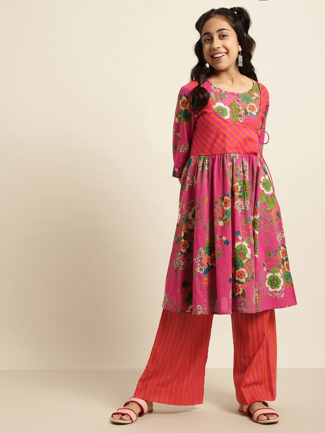 

Sangria Teen Girls Pink Printed Angrakha Pure Cotton Kurti with Palazzos