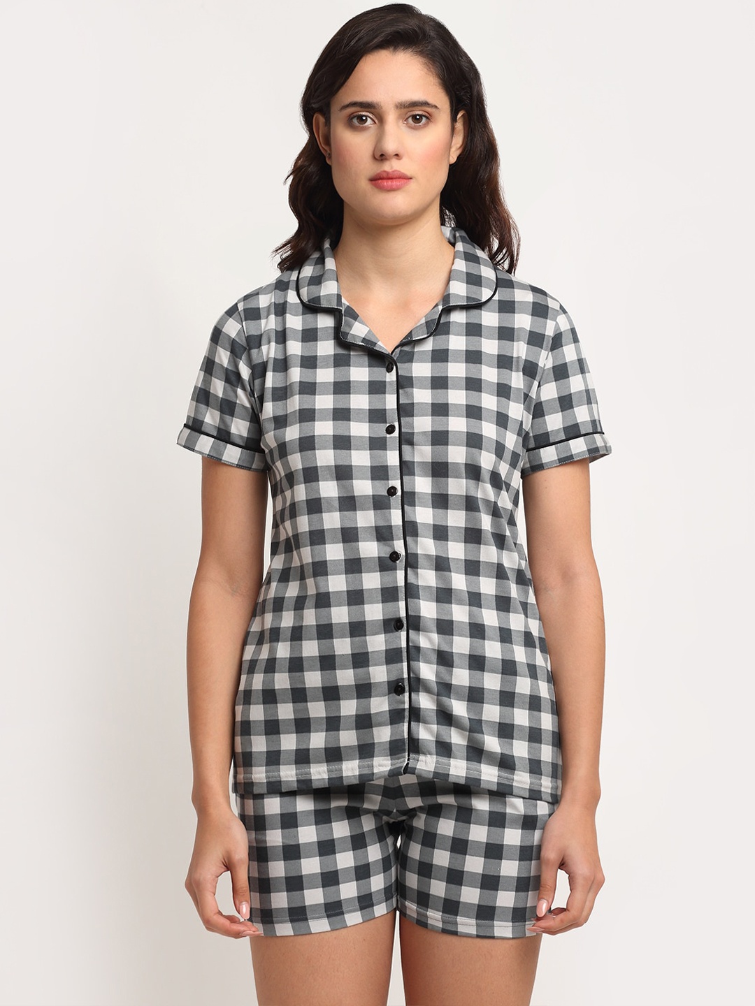 

Kanvin Women Black & White Checked Cotton Night suit