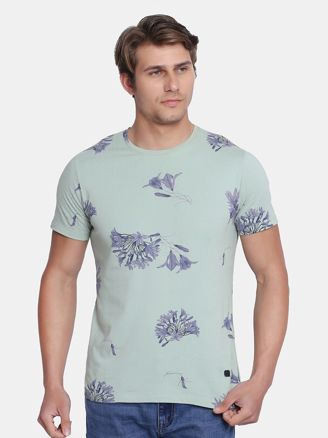 

Blackberrys Men Mint Green & Blue Floral Printed Slim Fit Cotton T-shirt