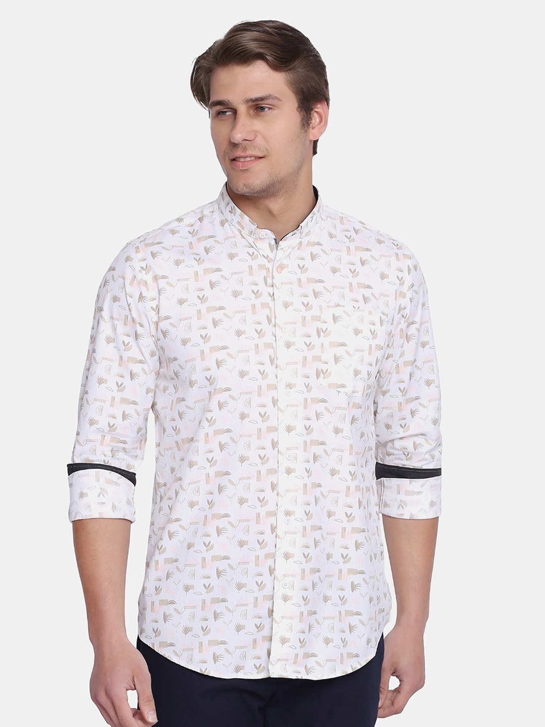 

Blackberrys Men Beige Phoenix Skinny Fit Floral Printed Casual Shirt