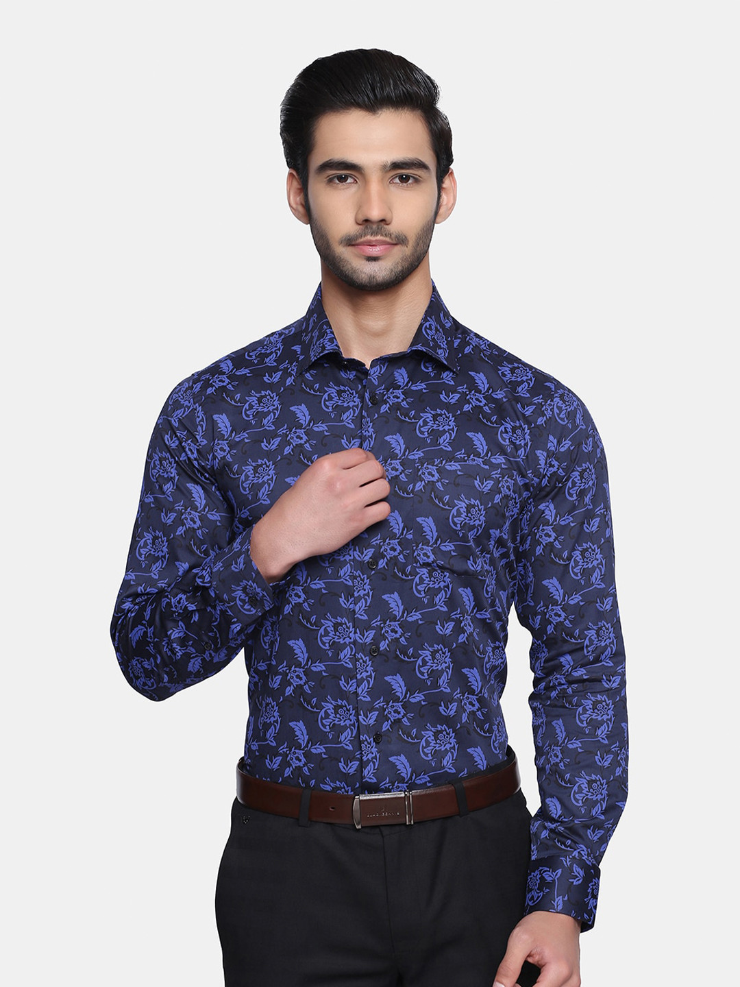

Blackberrys Men Navy Blue Floral Printed Formal Shirt