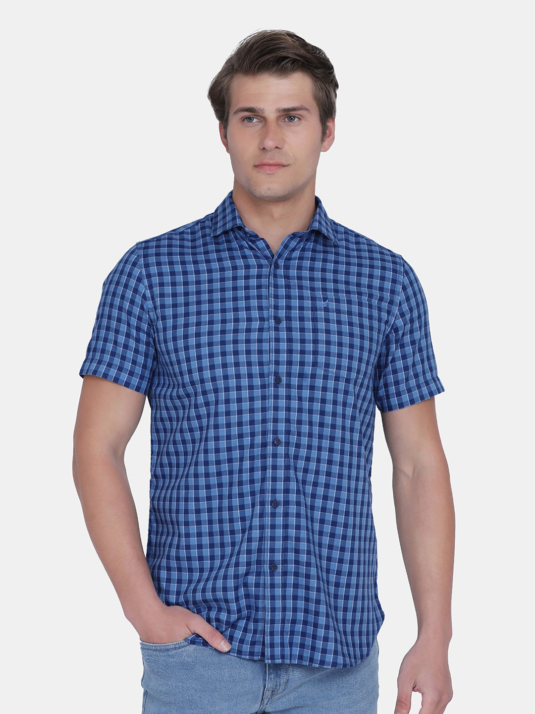 

Blackberrys Men Blue Slim Fit Checked Casual Shirt