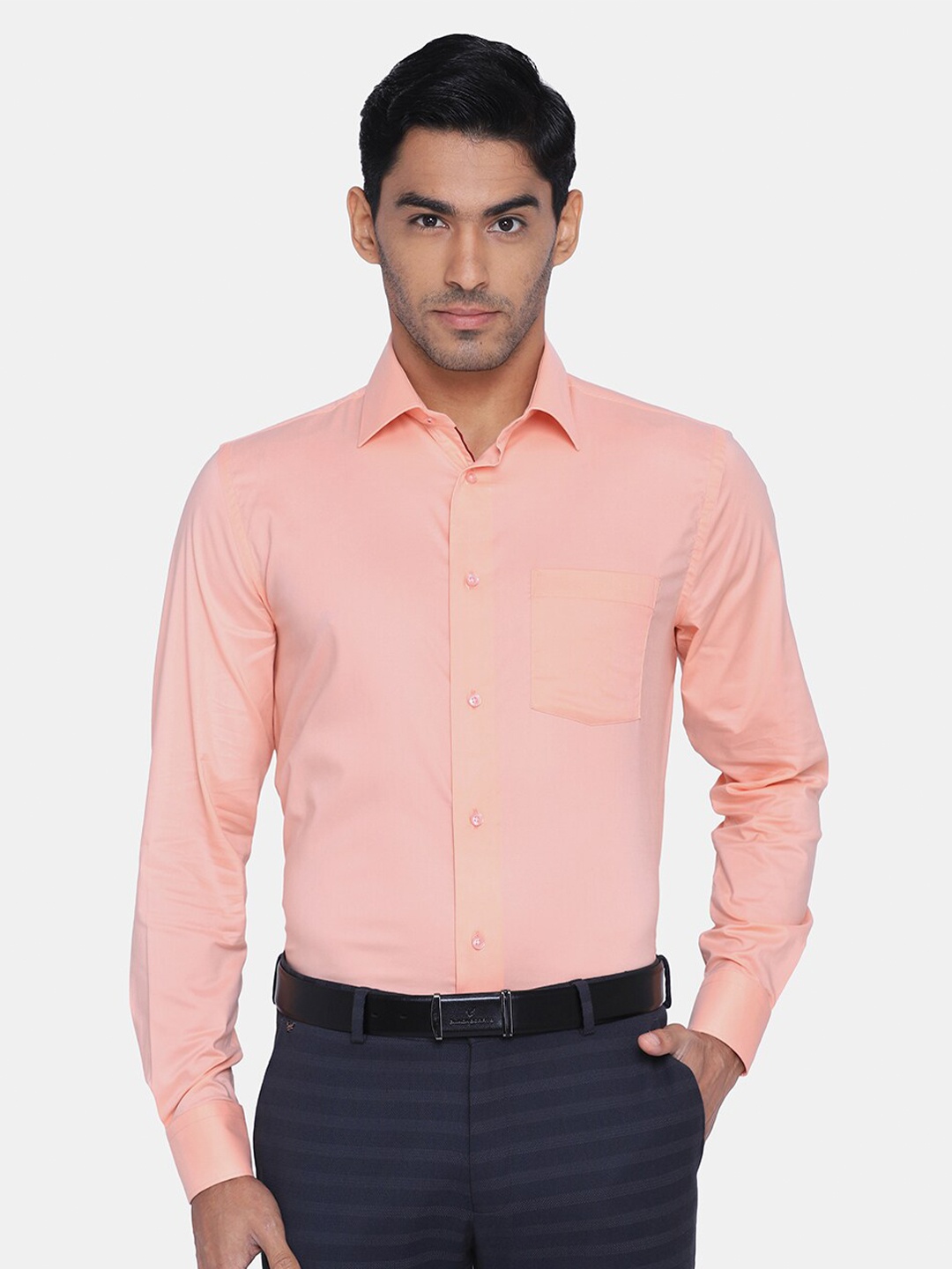 

Blackberrys Men Peach-Coloured Slim Fit Cotton Formal Shirt