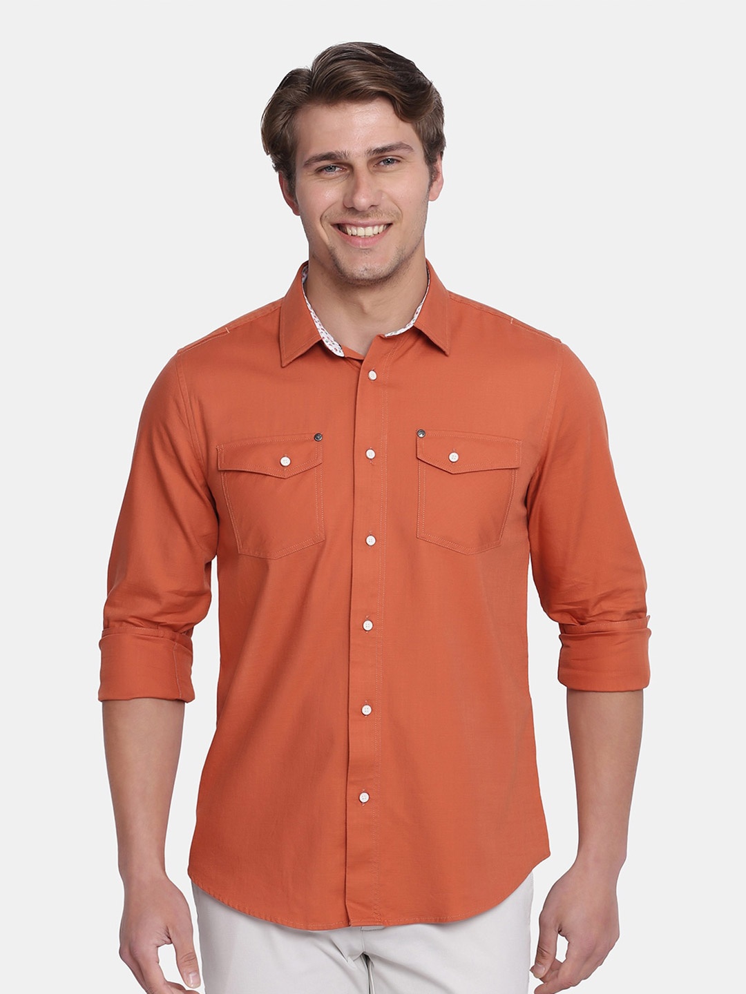 

Blackberrys Men Peach India Slim Fit Casual Shirt