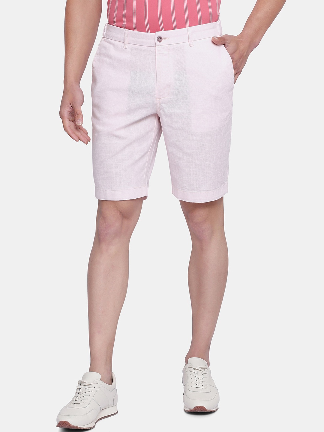 

Blackberrys Men Pink Bs-10 Slim Fit Low-Rise Shorts