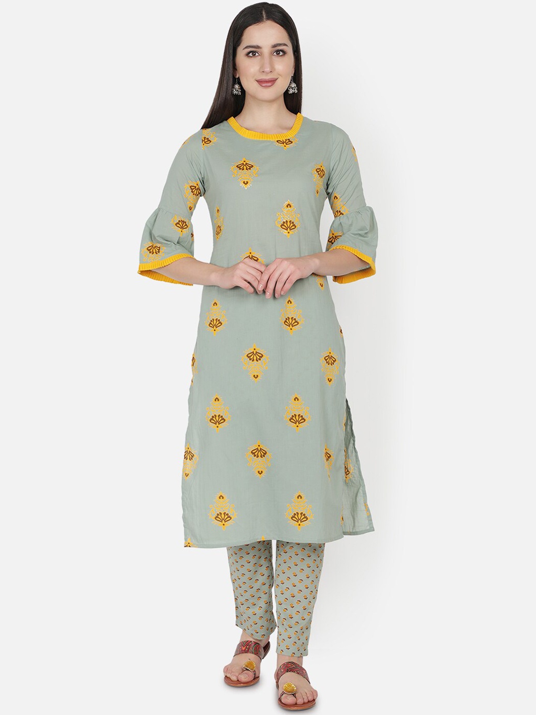 

TRISHLA INDIA Women Grey Floral Printed Pure Cotton Kurta with Trousers