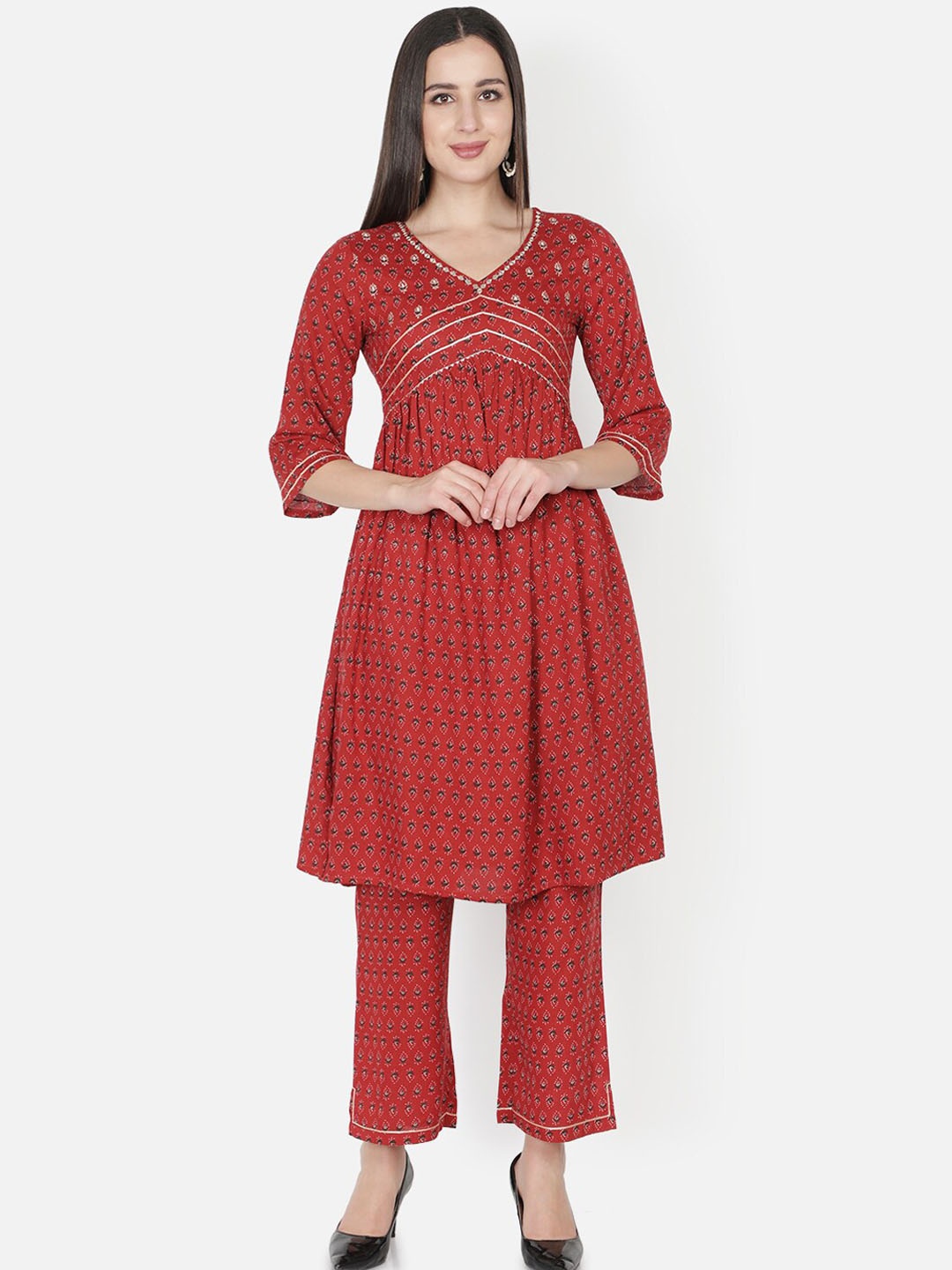 

TRISHLA INDIA Women Maroon Ethnic Motifs Printed Empire Kurta with Trousers