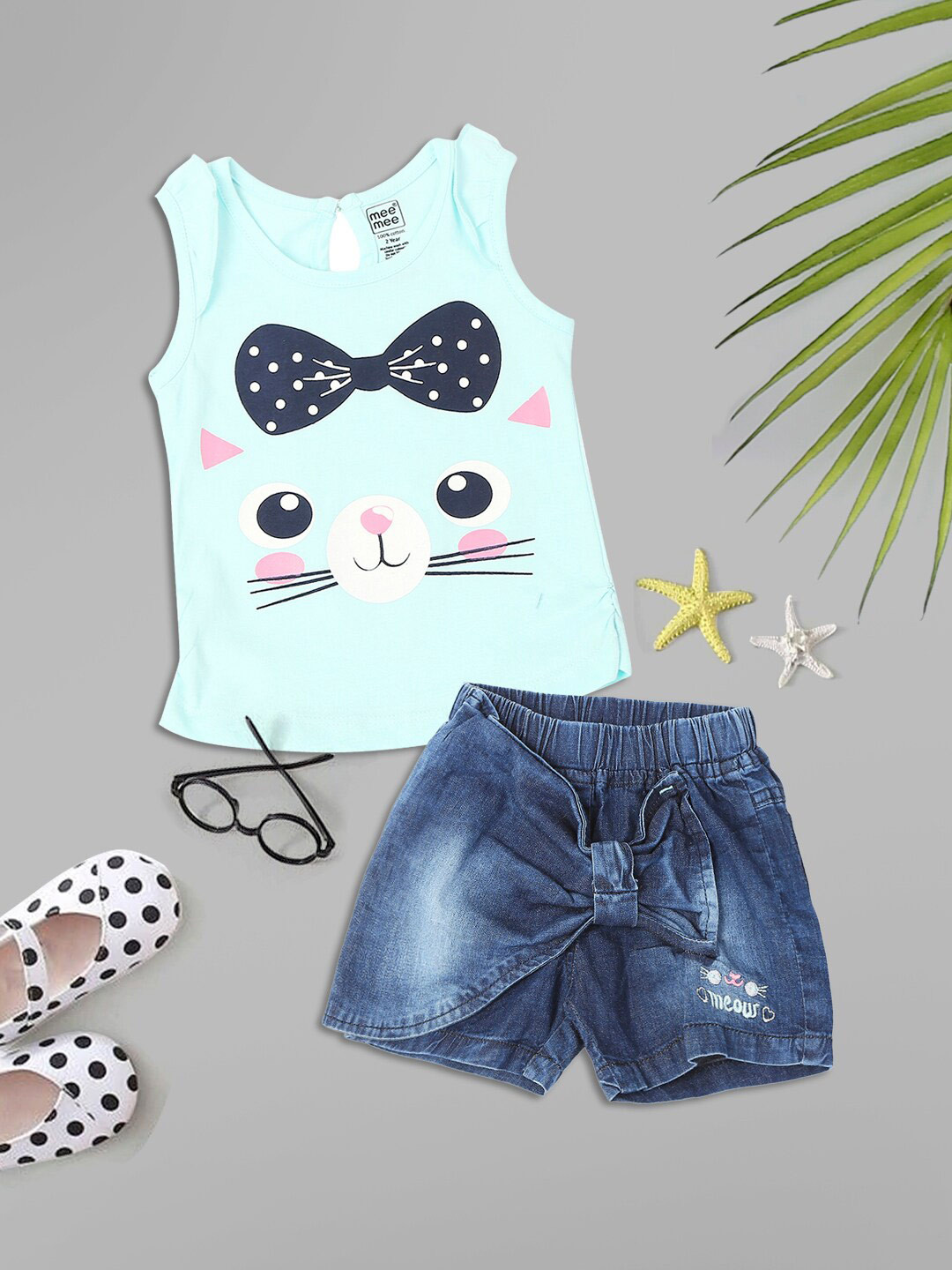 

MeeMee Girls Turquoise Blue & Blue Printed T-shirt with Shorts