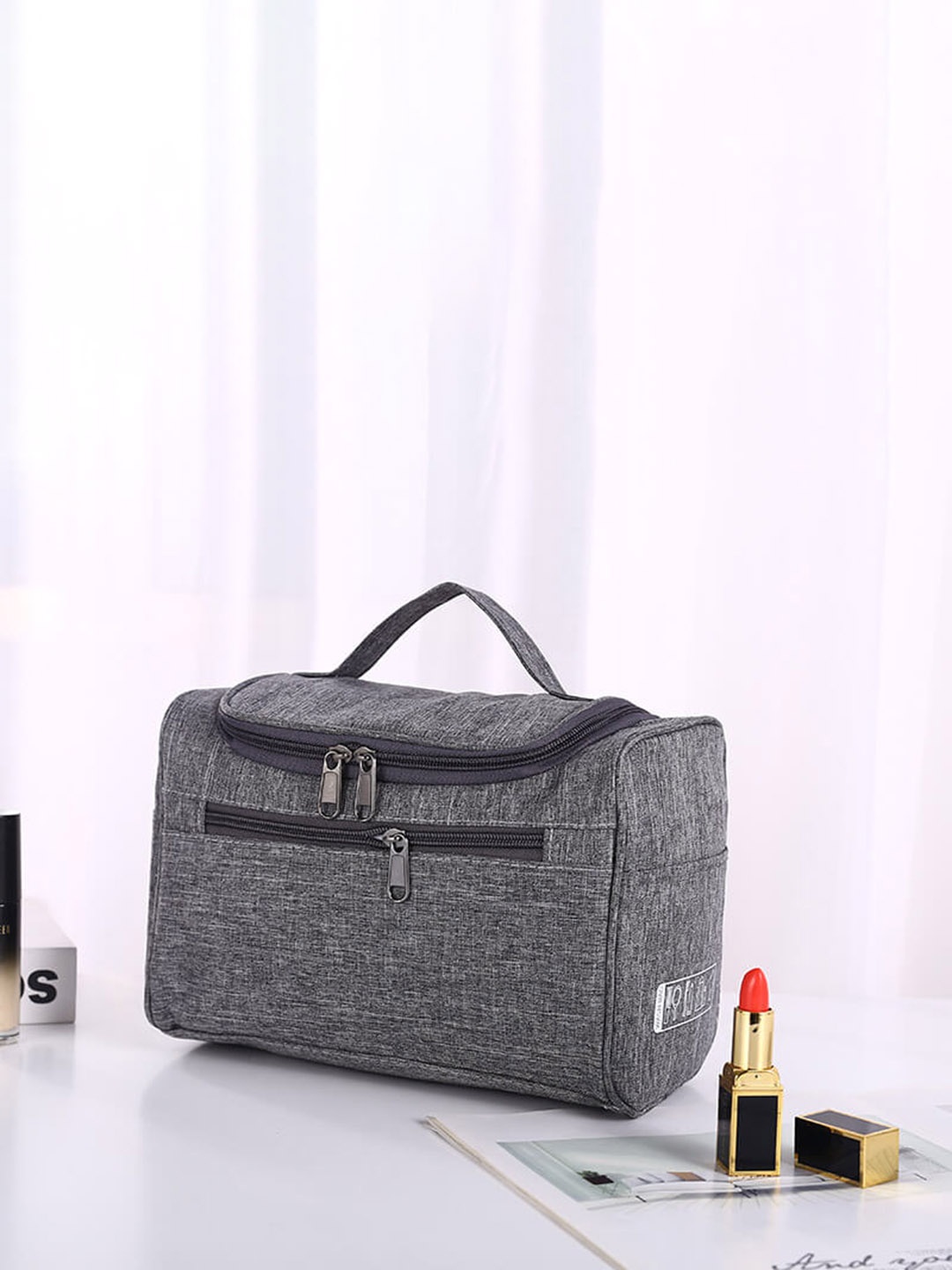 

Awestuffs Grey Hanging Rugged & Water Resistant with Mesh Pockets Travel Toiletry Kit